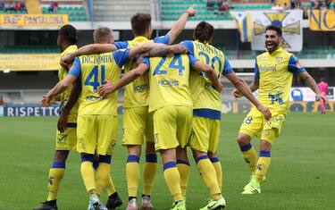 Pisa-Crotone 1-1 e Chievo-Ascoli 2-0