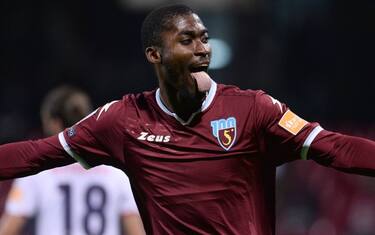 Salernitana da urlo, batte il Crotone al 94'