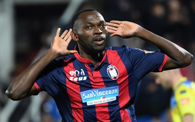 Serie B, i risultati della 27^ giornata: pari Frosinone, Simy lancia il Crotone al 94' | Sky Sport
