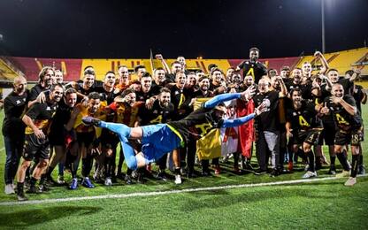 Promozione da record, il Benevento torna in A