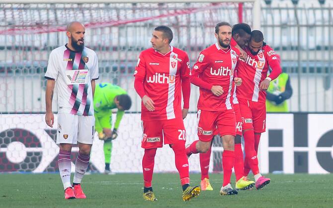 Balotelli Gol Lampo All Esordio Con Il Monza Sky Sport