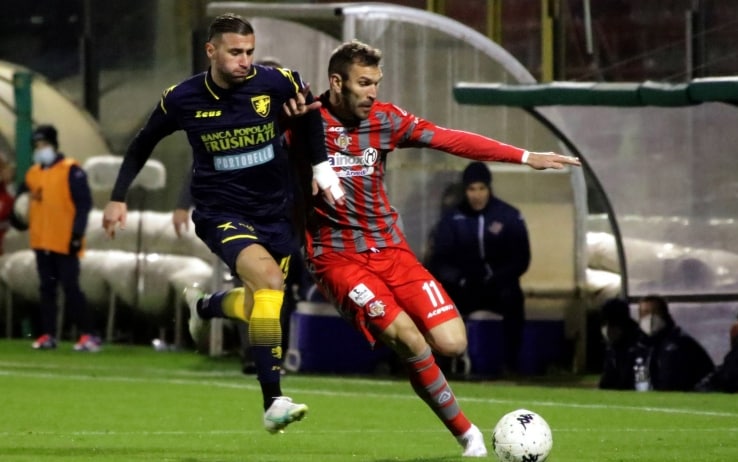 cremonese frosinone 1 1 video gol e highlights sky sport