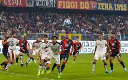 Genoa e Cagliari non sfondano: 0-0 a Marassi