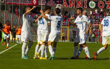 Il Frosinone ok a Cosenza, Genoa pari col Brescia