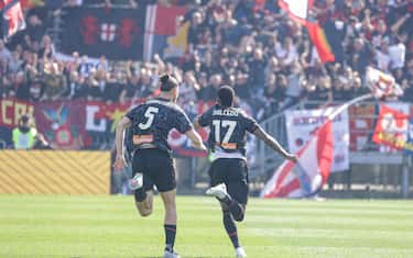 Cade il Frosinone, il Genoa passa 3-0 a Brescia