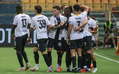 Serie B, vincono Parma e Venezia. Pari Spezia