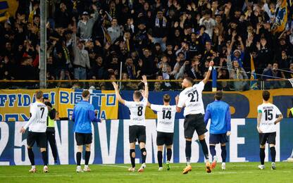 Il Parma vince e allunga in testa, ok Cremonese