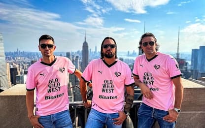 Palermo, la nuova maglia presentata a New York