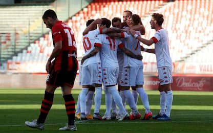 Avanti Bari e Palermo. Matelica, 2-3 al 98’