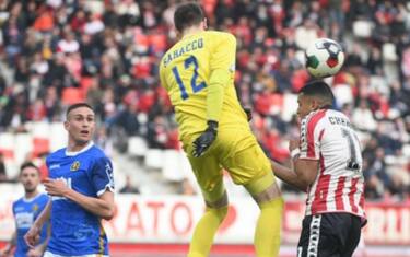 Bari rimanda la festa: 0-0 con la Fidelis Andria