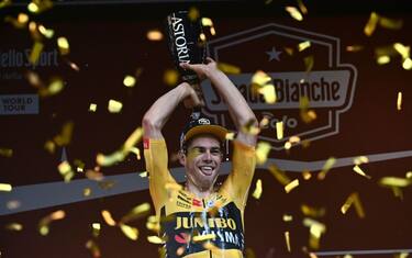 Strade Bianche: vince Van Aert, Formolo 2°. FOTO