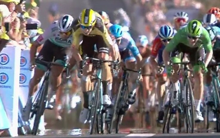 La spallata incriminata che è costata a Sagan il 2° posto di tappa sagan