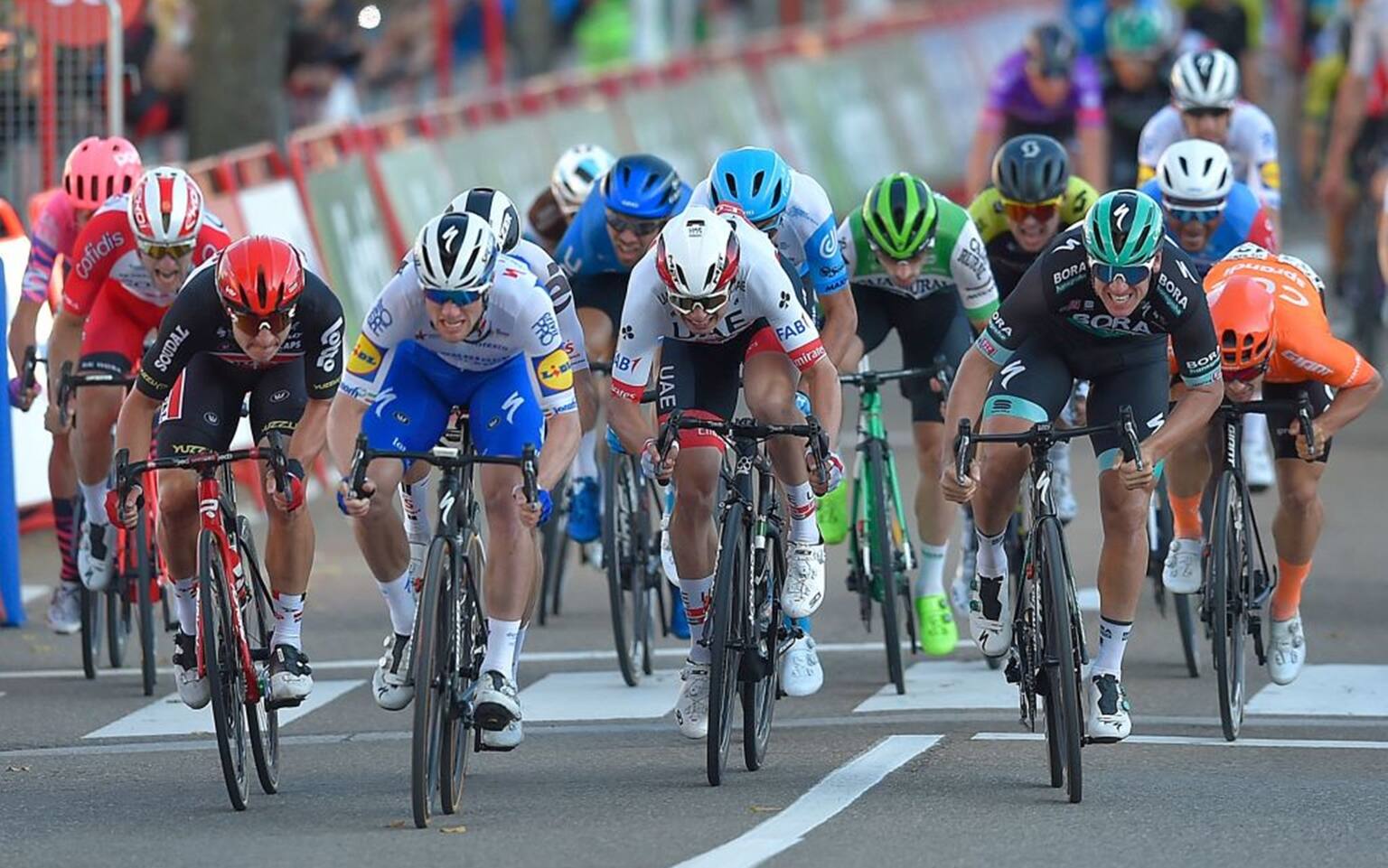 Vuelta 2020 a Ackermann la tappa