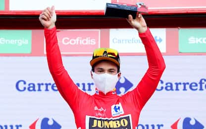 Roglic si riprende la Vuelta: crono e maglia rossa