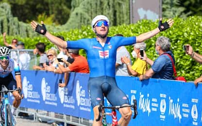Elia Viviani alla Ineos: contratto di 3 anni