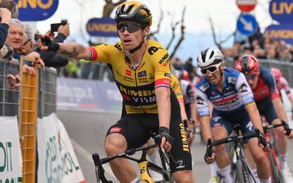 Tirreno-Adriatico: tappa a Roglic, Kamna leader 