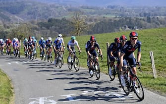The pack of the riders at 'la Redoute' during the Liege-Bastogne-Liege one day cycling race, 259,5km from Liege to Liege, Sunday 25 April 2021 in Liege. BELGA PHOTO ERIC LALMAND (Photo by ERIC LALMAND/Belga/Sipa USA)