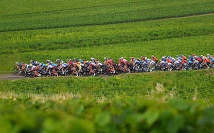 Tour de France, 6^ tappa LIVE: 30 km all'arrivo