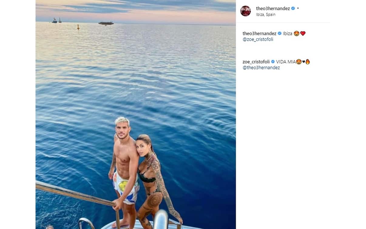 Theo Hernandez, vacanze sullo yacht a Ibiza con la fidanzata Zoe ...
