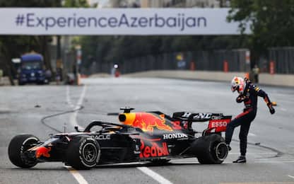 Pirelli: "Gomme ko a Baku, nessun difetto qualità"