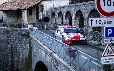 WRC Montecarlo, controsorpasso di Ogier su Loeb