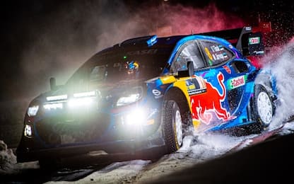 Rally Svezia, Tanak scatta al comando