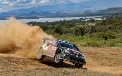 WRC, Rovanpera domina il venerdì in Kenya