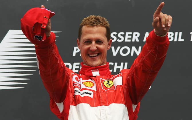 Michael Schumacher, ancora lacrime tra i tifosi: l'annuncio di