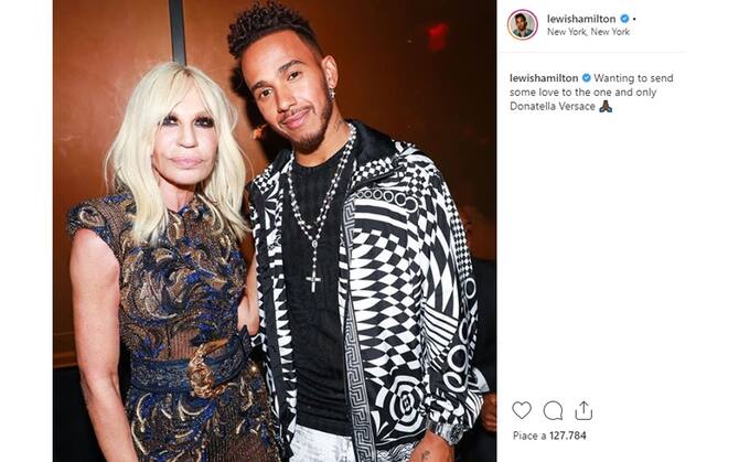 Hamilton Campione Dentro E Fuori Lewis Lontano Dai Circuiti Le Foto Sky Sport