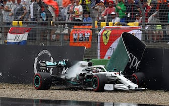 HOCKENHEIM, GERMANY - JULY 28: Lewis Hamilton of Great Britain driving the (44) Mercedes AMG Petronas F1 Team Mercedes W10 crashes during the F1 Grand Prix of Germany at Hockenheimring on July 28, 2019 in Hockenheim, Germany. (Photo by Mark Thompson/Getty Images)