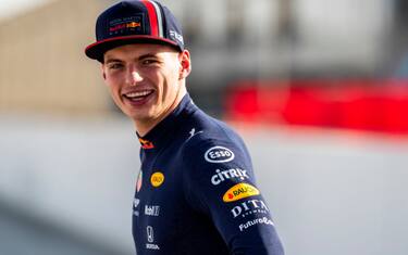 Max rimonta ed entusiasma un giovane fan. VIDEO