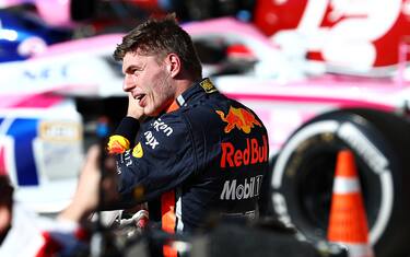 Button esalta Verstappen: "Fa cose incredibili"