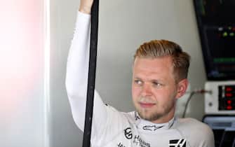 1191032174 ABU DHABI, UNITED ARAB EMIRATES - NOVEMBER 30: Kevin Magnussen of Denmark and Haas F1 prepares to drive in the garage during final practice for the F1 Grand Prix of Abu Dhabi at Yas Marina Circuit on November 30, 2019 in Abu Dhabi, United Arab Emirates. (Photo by Mark Thompson/Getty Images)