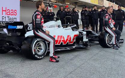 Haas, le FOTO della VF-20 di Grosjean e Magnussen