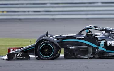 Mercedes' Finnish driver Valtteri Bottas punctures towards the end of the Formula One British Grand Prix at the Silverstone motor racing circuit in Silverstone, central England on August 2, 2020. (Photo by ANDREW BOYERS / POOL / AFP) (Photo by ANDREW BOYERS/POOL/AFP via Getty Images)