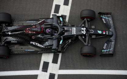 Hamilton, 100^ pole Mercedes. Leclerc 9°, Seb 11°