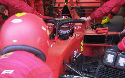 Ferrari, momento chiave: Leclerc si ferma. VIDEO