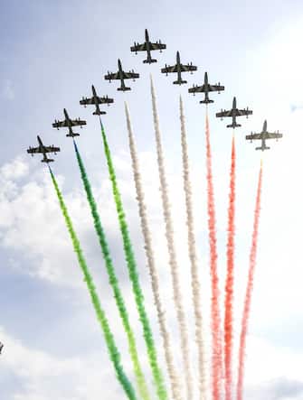 AUTODROMO NAZIONALE MONZA, ITALY - SEPTEMBER 06: Frecce Tricolori fly over the grid prior to the start in their Aermacchi MB339A jet trainers during the Italian GP at Autodromo Nazionale Monza on Sunday September 06, 2020 in Monza, Italy. (Photo by Mark Sutton / Sutton Images)