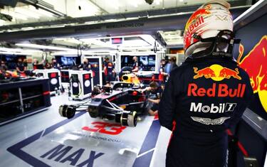 A Verstappen le FP3, ancora indietro le Ferrari