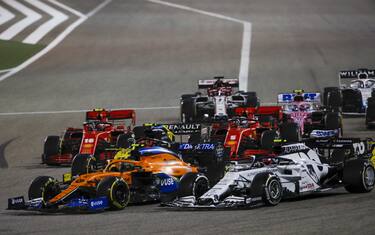 Leclerc: "Aggressivo su Seb? Niente di speciale"