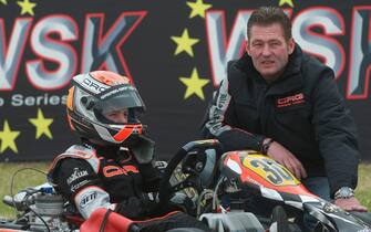 Max Verstappen (NDL) CRG with his father Jos Verstappen (NDL).
WSK Euro Series KF3, La Conca, Italy, 7 March 2010.
