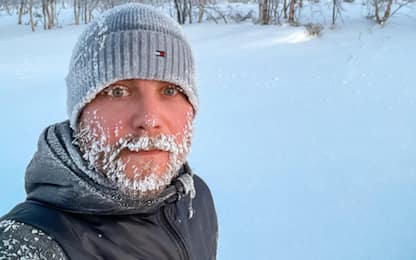 Bottas corre a -22°C: la faccia è congelata! VIDEO