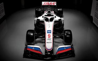 Americana e russa: così la nuova Haas VF-21. FOTO
