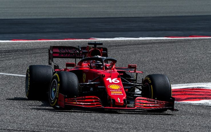 Charles Leclerc sulla nuova SF21 Charles Leclerc