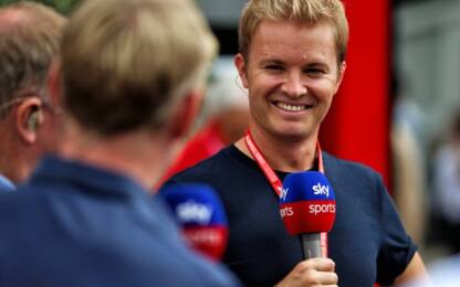 Rosberg spiega la frenata: "Punto forte di Lewis"