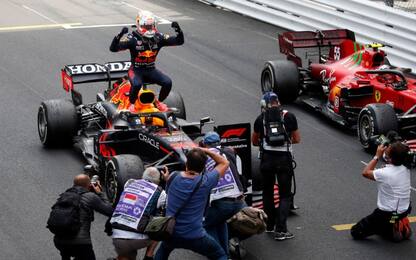 Verstappen, doppio colpo a Monaco. Sainz 2°