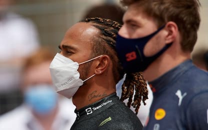 Hamilton, sorpasso su Verstappen: le classifiche