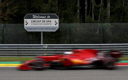 Ferrari rimandate, ma che lotta per la 2^ fila