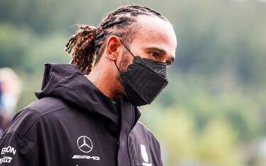Hamilton duro: "La gara di Spa è stata una farsa"
