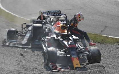 Verstappen penalizzato: 3 posti in griglia a Sochi